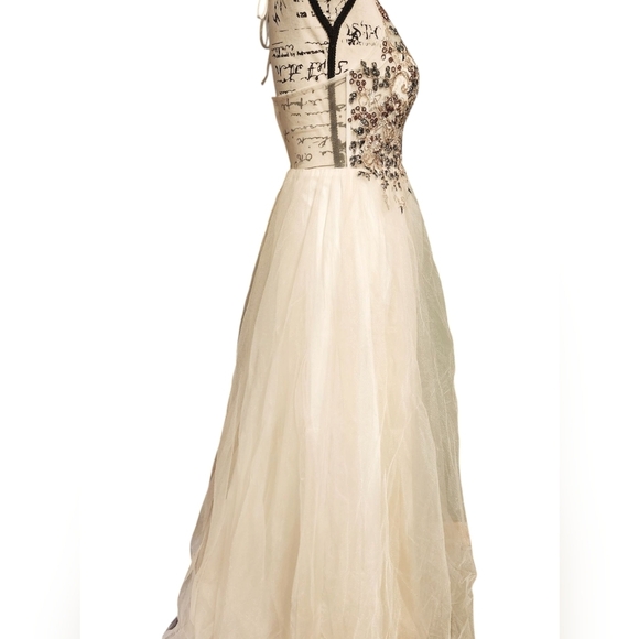 Blondie Nites Ivory Evening Gown - Picture 5 of 12